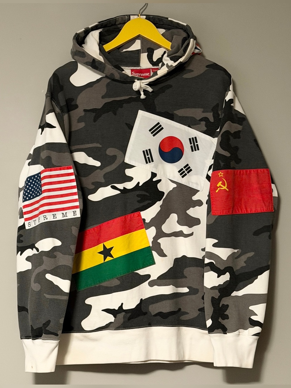 Supreme Heavyweight Camo Flags Hoodie, Few marks, Size XL
